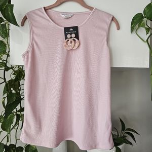 Pink Tank & Rampage earrings ✨️